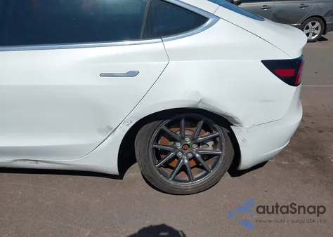 2019 Tesla Model 3 Long Range/Mid Range/Standard Range/Standard Range Plus from USA, damaged, VIN 5YJ3E1EA8KF466768